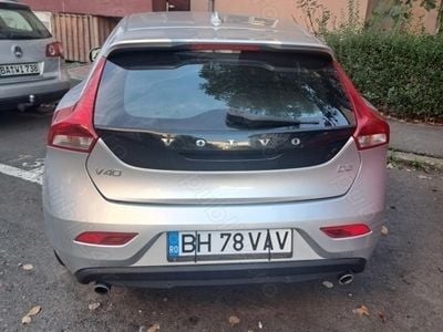 Argintiu Utilizat 2014 Volvo V40 Break | 10.900 EUR (Puțin scump)