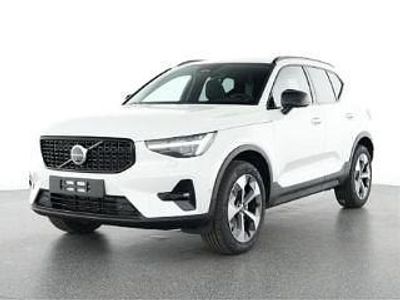 Second-hand 2025 Volvo XC40 Ultra SUV | 40.979 EUR (Puțin scump)