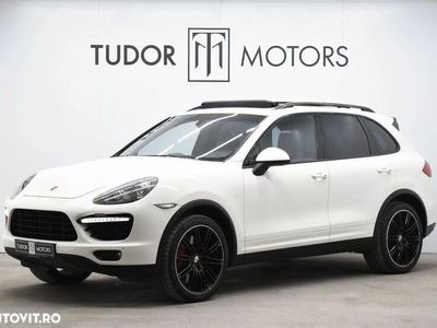 second-hand Porsche Cayenne Turbo V8 4.8L Aut.