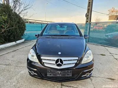 Mercedes B200