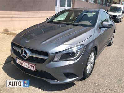 Second-hand Mercedes CLA200 136 CP (100 kW) 2015 Argintiu Berlinǎ