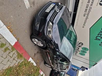 Second-hand VW Touran 170 CP (125 kW) 2013 Monovolum