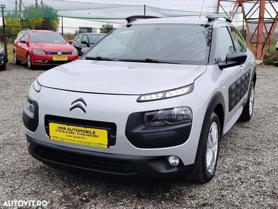 Second-hand Citroën C4 Cactus Feel 82 CP (60 kW) 2018 Culoareargint Hatchback