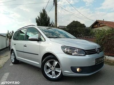 Culoareargint Second-hand 2013 VW Touran Comfortline Monovolum | 5.790 EUR (Preț bun)