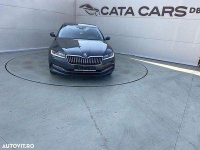 Culoaregri Second-hand 2020 Skoda Superb Premium Edition Berlinǎ | 20.570 EUR (Puțin scump)