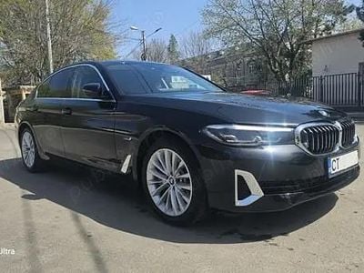 Second-hand BMW 530e Luxury Line 292 CP (214 kW) 2022 Negru Berlinǎ