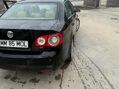 Second-hand VW Jetta SE 105 CP (77 kW) 2006 Berlinǎ