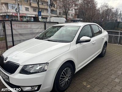 Culoarealb Utilizat 2013 Skoda Octavia Active Berlinǎ | 8.300 EUR (Scump)