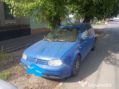 VW Golf IV