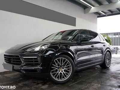 Second-hand Porsche Cayenne Platinum Edition 340 CP (250 kW) 2022 Culoarenegru SUV