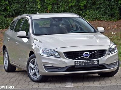 second-hand Volvo V60 D2 Geartronic Momentum