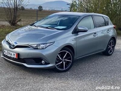 Toyota Auris Hybrid