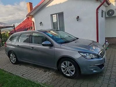 Second-hand Peugeot 308 120 CP (88 kW) 2015 Gri Berlinǎ