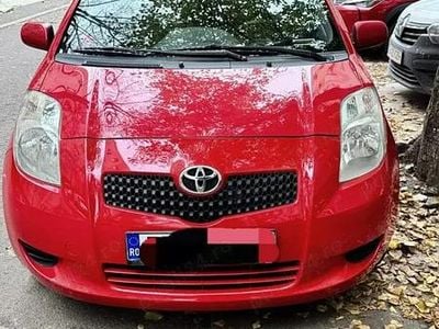 Utilizat 2006 Toyota Yaris Hatchback | 2.700 EUR (Preț bun)