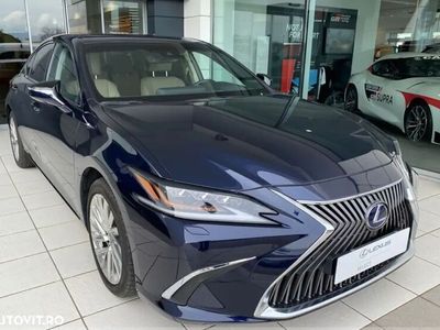 second-hand Lexus ES300H Seria2.5 TNGA HV 25H- 4X2 CVT Luxury