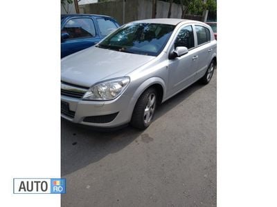 Second-hand Opel Astra 110 CP (80 kW) 2008 Hatchback
