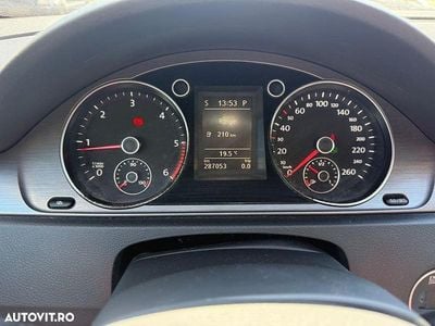 Culoarealb Utilizat 2012 VW Passat Comfortline Monovolum | 5.200 EUR (Preț bun)