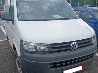 second-hand VW T5 lung / EURO 5 / ideala camping