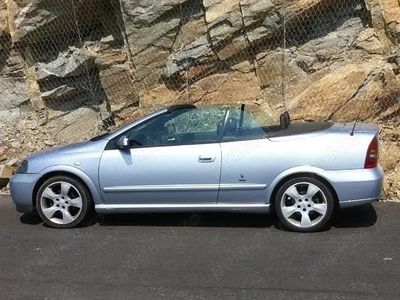 Gri Utilizat 2002 Opel Astra Cabrio | 9.800 EUR