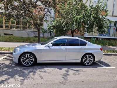 Second-hand BMW 528 Sport Line 245 CP (180 kW) 2013 Culoaregri Berlinǎ