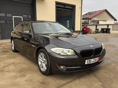 Second-hand BMW 520 Sport Line 184 CP (135 kW) 2011 Culoaregri Break