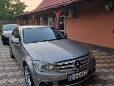Mercedes 220