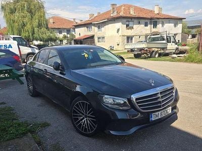 Mercedes E200