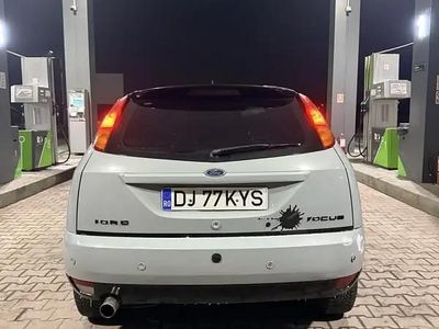 Utilizat 2002 Ford Focus Hatchback | 1.350 EUR (Puțin scump)