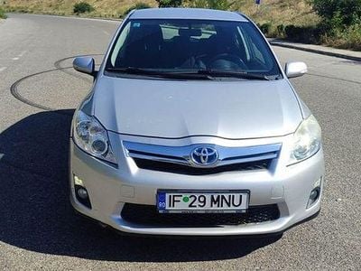 Toyota Auris Hybrid