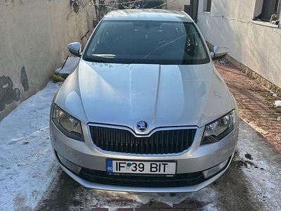 Culoareargint Utilizat 2015 Skoda Octavia Ambition Berlinǎ | 8.885 EUR (Preț bun)