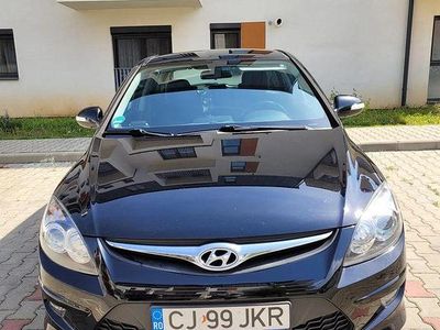 Culoarenegru Utilizat 2011 Hyundai i30 Edition Hatchback | 6.000 EUR (Scump)