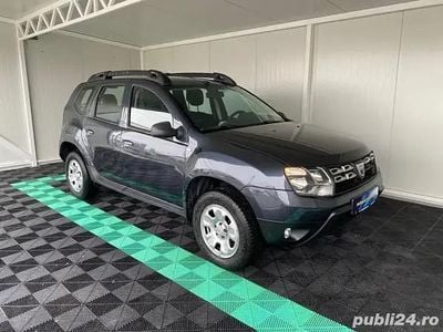 Gri Utilizat 2015 Dacia Duster SUV | 7.350 EUR (Preț bun)