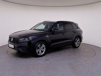 Second-hand VW Touareg R-line 286 CP (210 kW) 2022 Negru  metalic  perleffect SUV