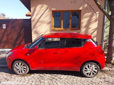 Second-hand Suzuki Swift 83 CP (61 kW) 2022 Culoarerosu Hatchback