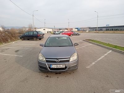 second-hand Opel Astra anul 2005 motor 1.7cdti diesel consum 5% unic propietar ofer certificat fiscal pe loc