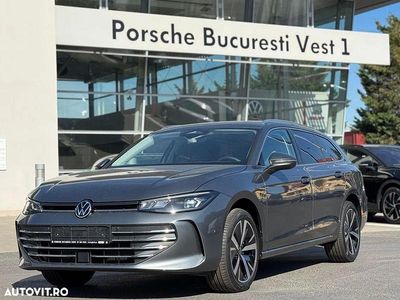 Gri Utilizat 2025 VW Passat Business Break | 39.200 EUR
