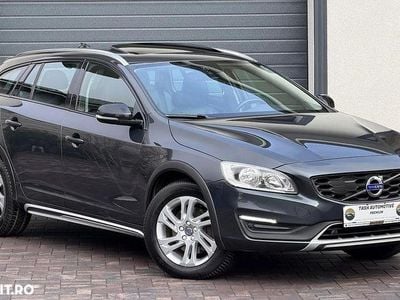 Second-hand Volvo V60 150 CP (110 kW) 2016 Culoaregri Break