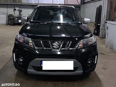 Culoarenegru Second-hand 2016 Suzuki Vitara SUV | 12.000 EUR