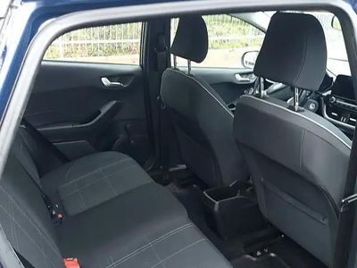 Second-hand Ford Fiesta Trend 100 CP (73 kW) 2017 Albastru Hatchback