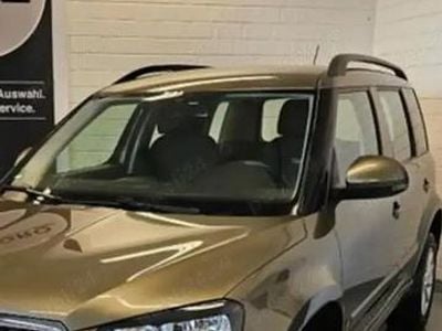 Gri Utilizat 2015 Skoda Yeti SUV | 8.100 EUR