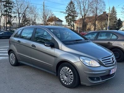 Mercedes B180