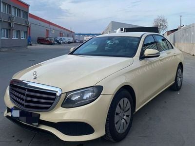 Mercedes E200