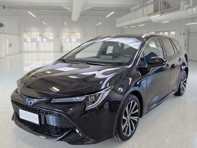 Second-hand Toyota Corolla 122 CP (89 kW) 2021 Culoaremaro Break