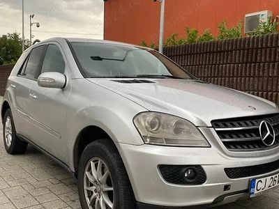 Mercedes ML320