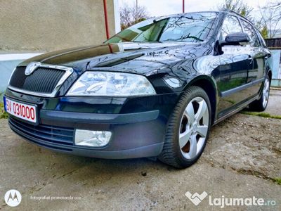 Negru Utilizat 2006 Skoda Octavia Break | 4.200 EUR (Scump)