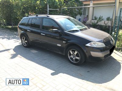 Negru Utilizat 2005 Renault Mégane GrandTour Break | 1.650 EUR
