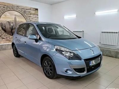Albastru Utilizat 2011 Renault Scénic III Monovolum | 3.650 EUR (Preț OK)