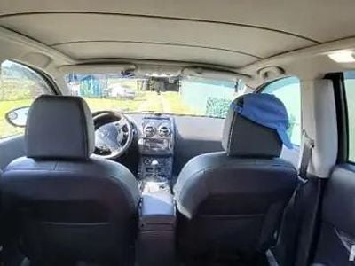 Gri Second-hand 2012 Nissan Qashqai Tekna SUV | 7.000 EUR (Preț OK)