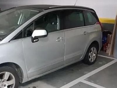 Utilizat 2011 Peugeot 5008 Break | 3.750 EUR (Super Preț)