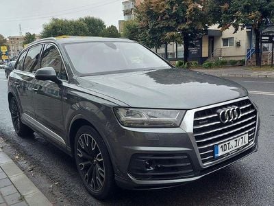 Culoaregri Utilizat 2016 Audi Q7 Design SUV | 33.500 EUR (Scump)